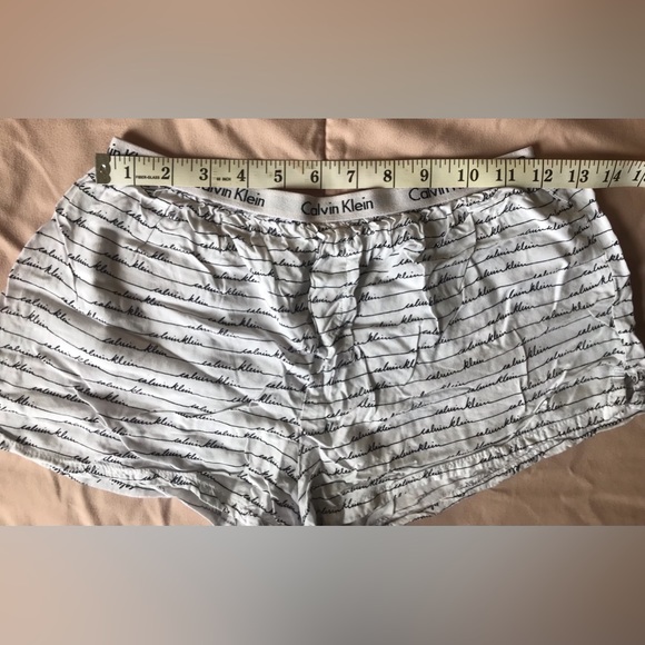 *2/$16* Calvin Klein Sleepwear Black & White Cheeky Boyfriend Brief Shorts - S - Picture 3 of 5